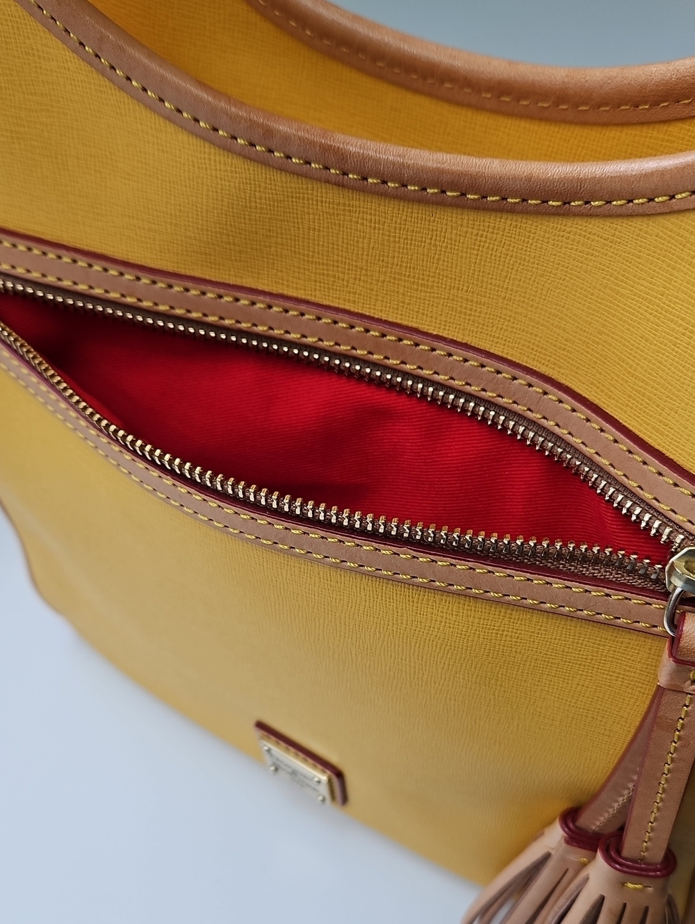 โจ๏ธ Dooney & Bourke 'Maddie' Saffiano Leather Dandelion Hobo Bag - Picture 6 of 16